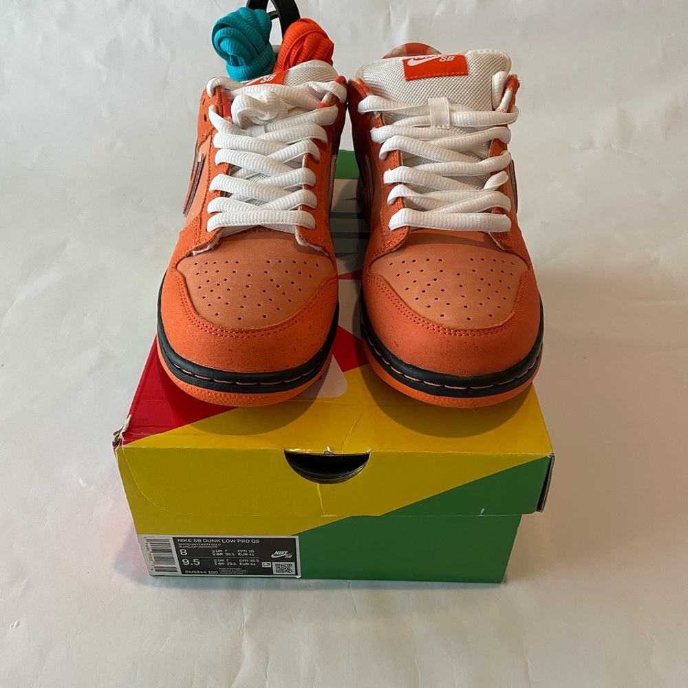 SOLD🔥Authentic Nike Orange Lobster SB Sneakers